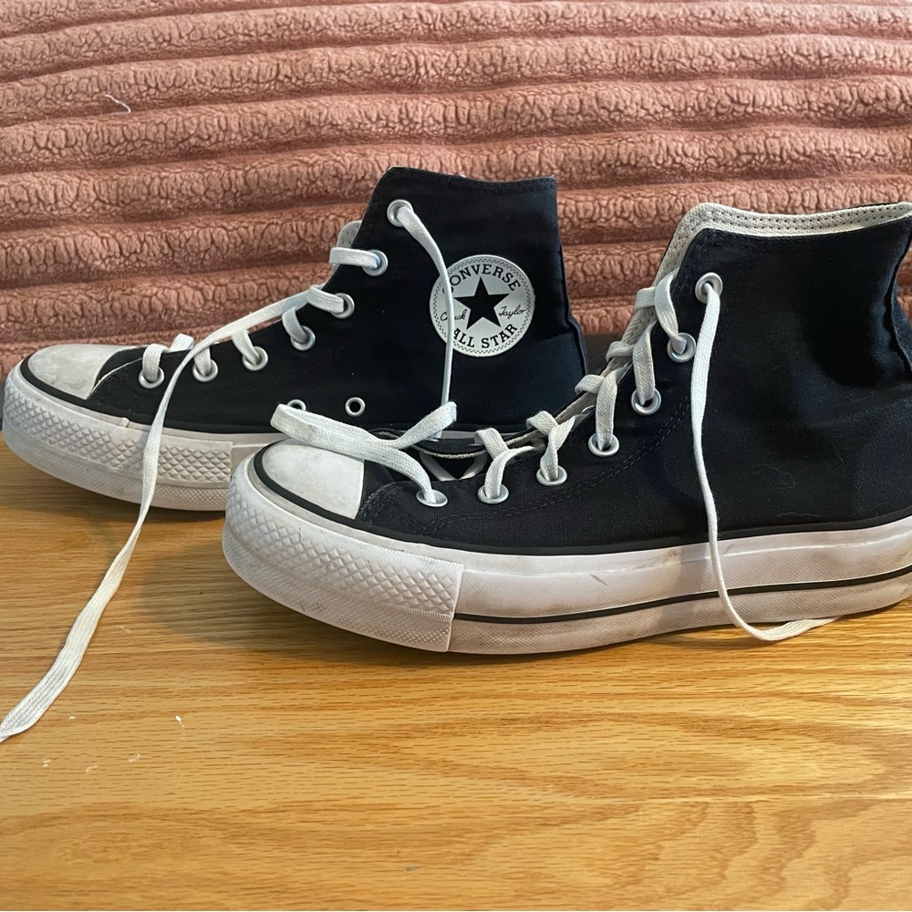 Converse Chuck Taylor All Star Platform High Tops – Black (Unisex) Size 8.5